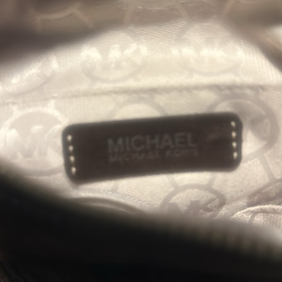 Michael Kors fringe suede purse cross body - Picture 5 of 5